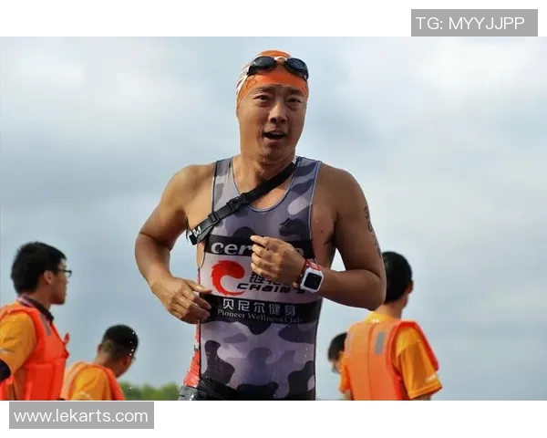 成都足球队在钻石联赛中的逆袭之旅与辉煌成就全景回顾